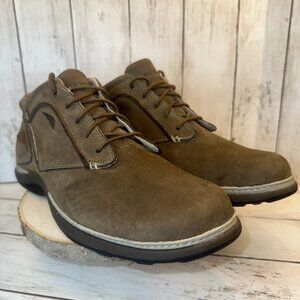 Red Wing Chukka Ankle Boots Mens 11D Suede Tan Lace Up Non-Slip 4970